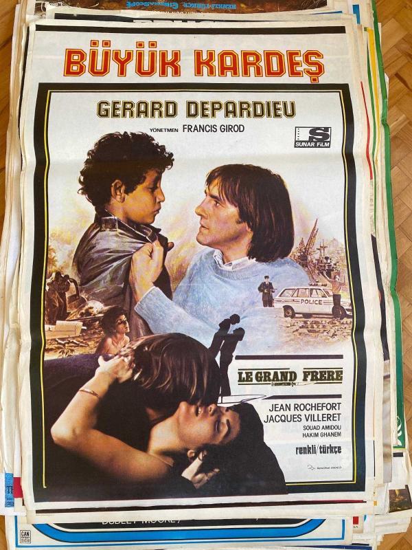BÜYÜK KARDEŞ FİLMİNİN AFİŞİ OYNAYANLAR: GERARD DEPARDIEU, JEAN ROCHEFORT, JACQUES VILLERET YÖNETMAN: FRANCIS GIROD