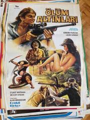 ÖLÜM ALTINLARI - Invaders of the lost Gold FİLMİNİN AFİŞİ - EDMUND PURDOM, LAURA GEMSER