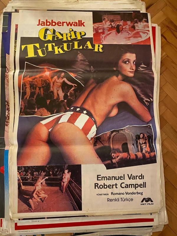 GARİP TUTKULAR FİLMİNİN AFİŞİ OYNAYANLAR: EMANUEL VARDI, ROBERT CAMPELL, FANNE FOXE, ULLI LOMMEL YÖNETMEN: ROMANO VANDERBES