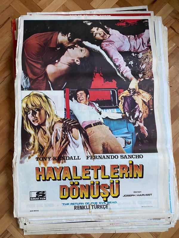 HAYALETLERİN DÖNÜŞÜ FİLMİNİN AFİŞİ OYNAYANLAR: TONY KENDALL, FERNANDO SANCHO YÖNETMEN: JOSEPH HARVEST