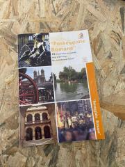 PASSEGGIATE ROMANE - 18 ITINERARIES TO UNVEIL STEP AFTER STEP THE WONDERS OF ROME  | ROMA'DA GÖRÜLECEK 18 YER