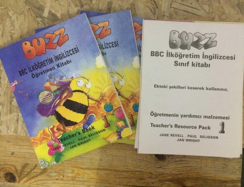 BBC ENGLISH BUZZ ilköğretim ingilizcesi Sınıf Kitabı 1 pupils book + activity book + teachers book ÖĞRETMEN + ÖĞRENCİ + ÇALIŞMA KİTABI + yardımcı malzemeler KART