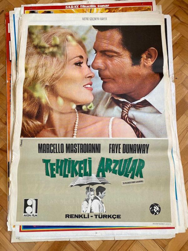 TEHLİKELİ ARZULAR FİLMİNİN AFİŞİ - FAYE DUNAWAY, MARCELLO MASTROIANNI
