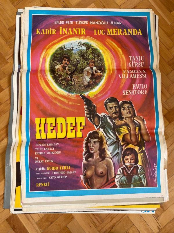 HEDEF FİLMİNİN ÇİZİM AFİŞİ OYNAYANLAR: KADİR İNANIR, LUC MERANDA, TANJU GÜRSU