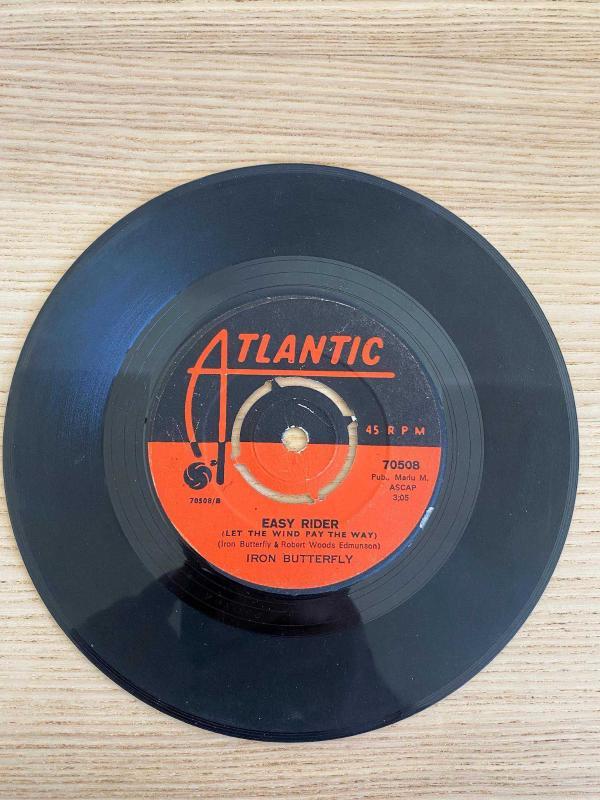Iron Butterfly - Soldier In Our Town / Easy Rider (Let The Wind Pay The Way) | Atlantic ‎– 70508 | 1970 | Rock, Psychedelic Rock