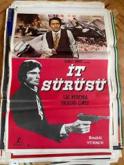 İT SÜRÜSÜ FİLMİNİN AFİŞİ OYNAYANLAR: LUC MERENDA, RICHARD CONTE