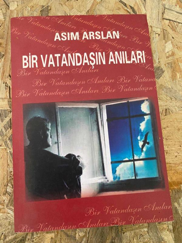 Bir Vatandaşın Anıları | YAZAR İMZALI İTHAFLI