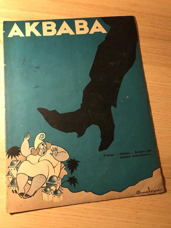 AKBABA | 15 Birincikanun 1938 | Sayı: 258 | Fransa Hey Ayağını Çek Üstüme basacaksın | Kapak: Cemal Nadir