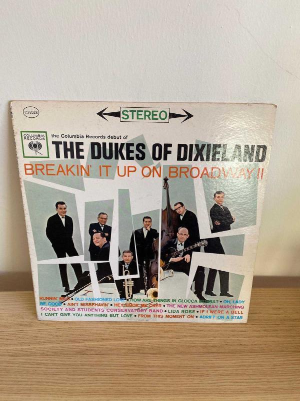 The Dukes Of Dixieland - Breakin' It Up On Broadway | Columbia CS 8528 | ABD Baskı 1961 | Jazz, Stage & Screen, Dixieland